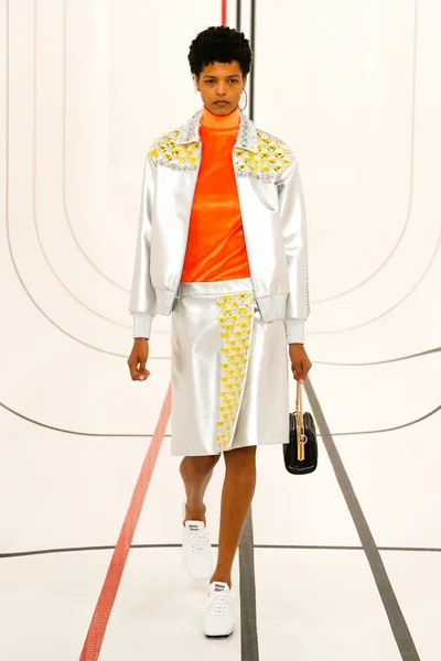 Look 41